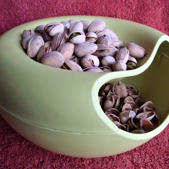 Multi-function Snack Bowl Shelled Nuts Storage Box Double Layer Container - Picture 5 of 5